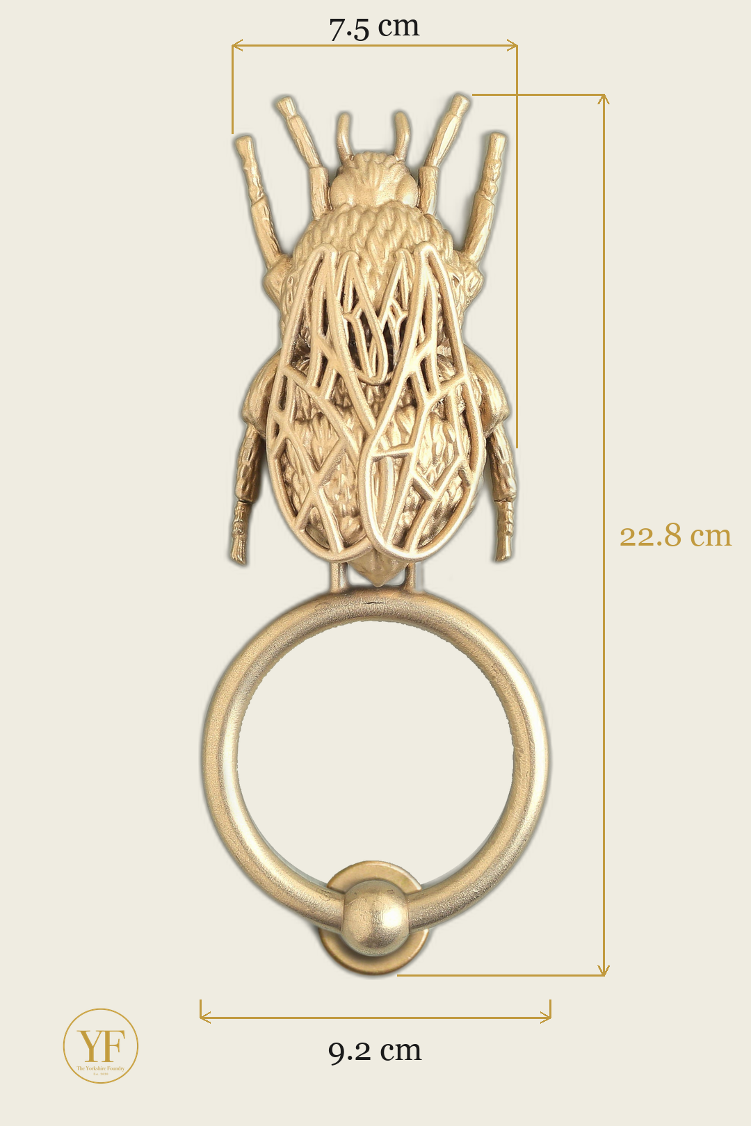Bee brass door knocker dimensions: head 7.5 cm wide, 22.8 cm overall, 9.2 cm ring