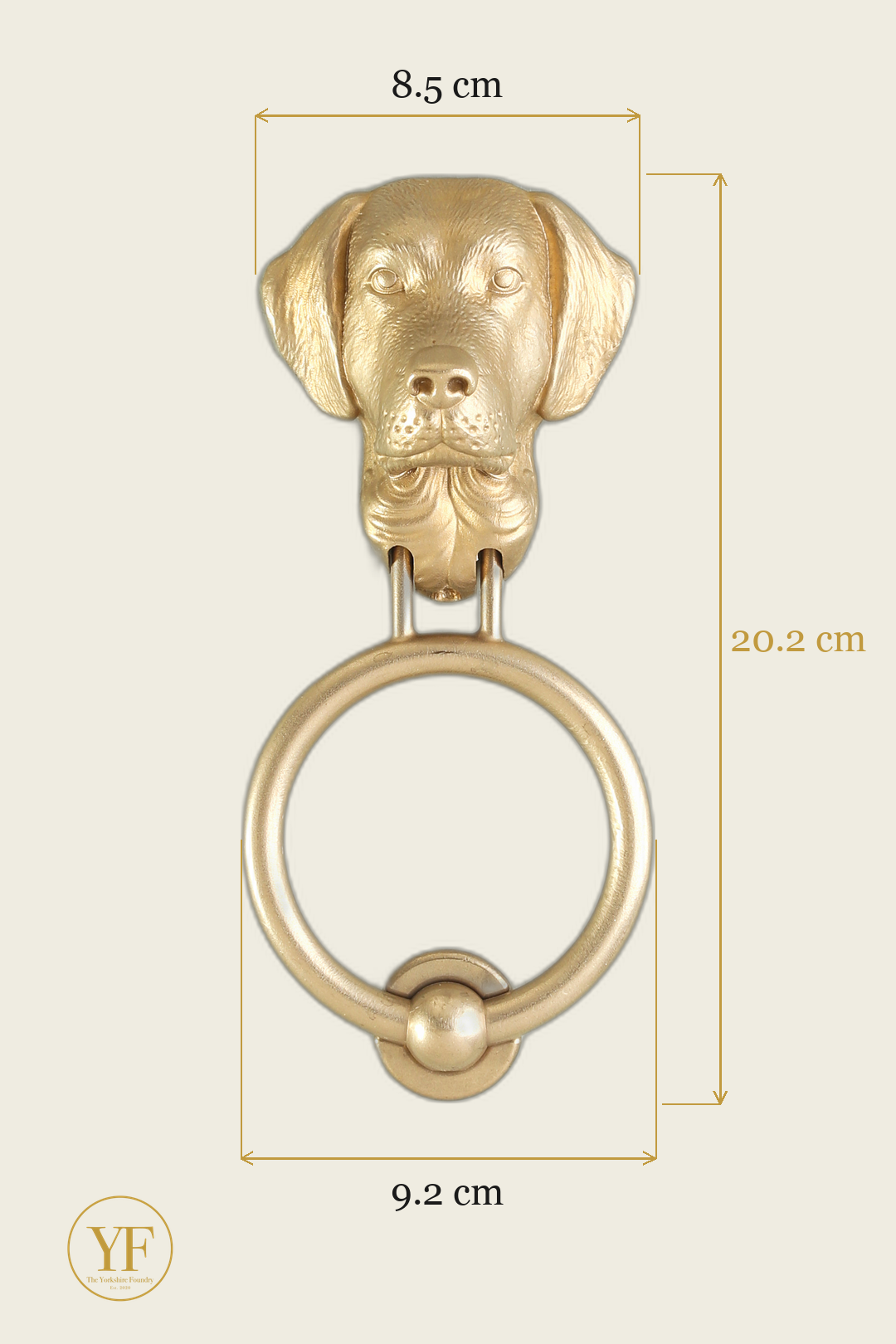 Labrador door knocker head dimensions: head 8.5 cm wide, 20.2 cm overall on the standard 9.2 cm ring